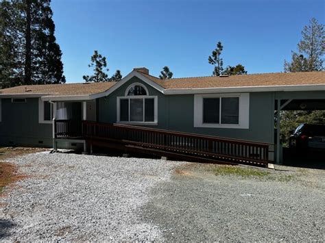 42 acre lot with 3 bedrooms and 2 bathrooms. . Houses for rent in sonora ca